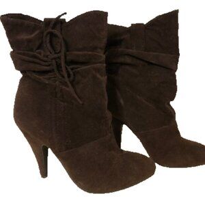 Dollhouse "Bove" Brown Ankle Boots ~ Size 6 🌸